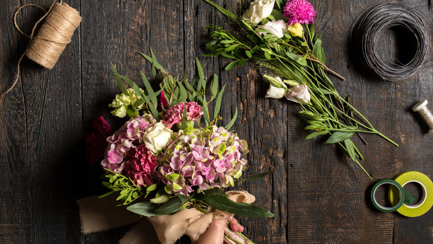 Le petit marché des fleurs, fleurs de saison à Launaguet