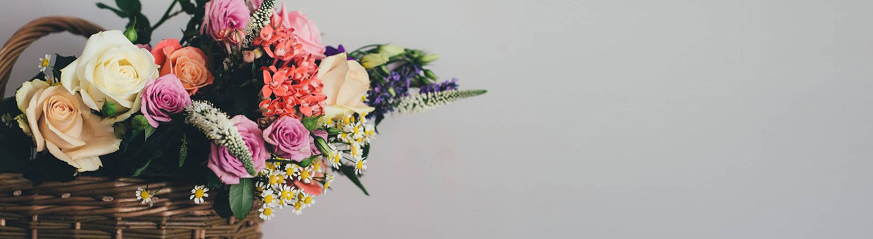 bracelet floral de témoin